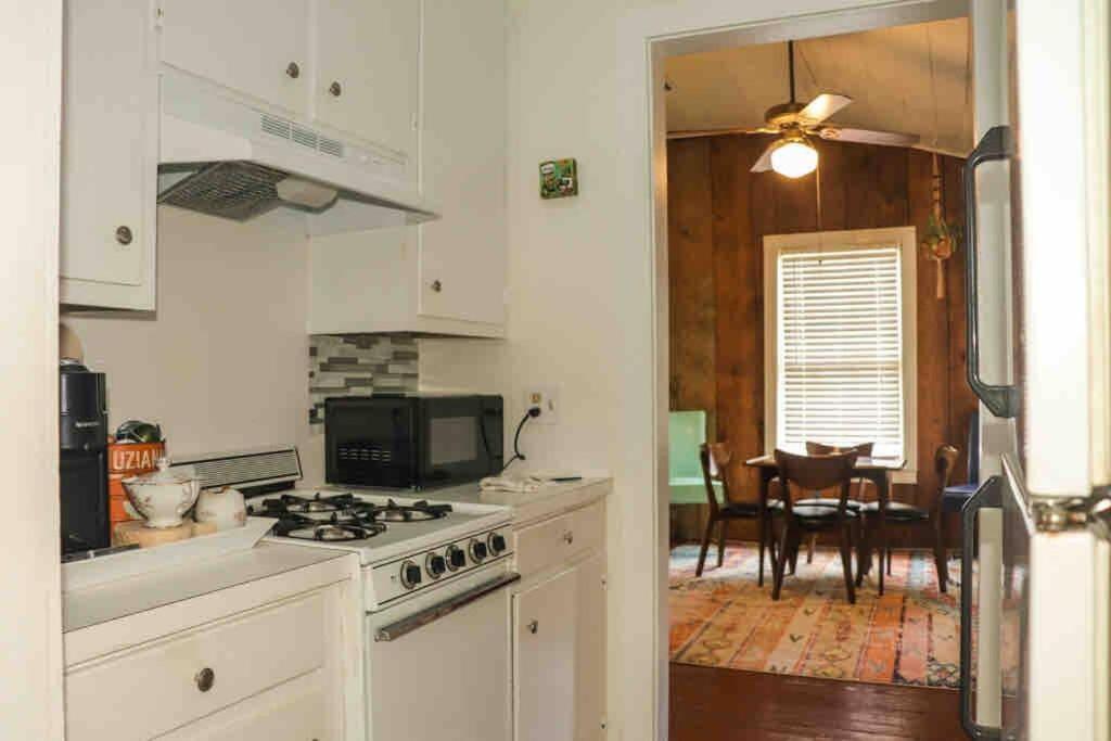 Wensel Cottage In Downtown Natchez Bagian luar foto